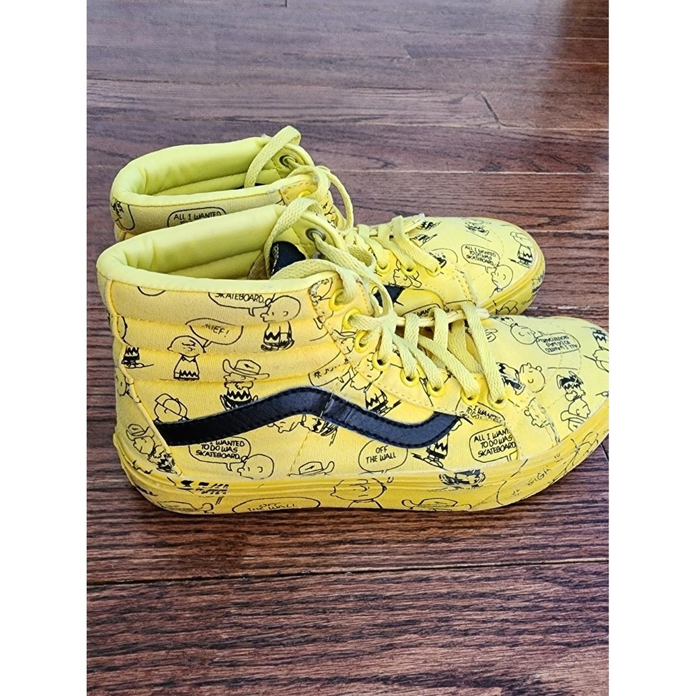 Vans Sk8-Hi Peanuts Charlie Brown Women 7 Men 5.5 Yellow Comic Print Skate Shoes